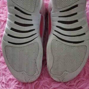 Jordan Retro 12 artic punch
